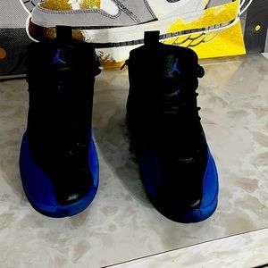Jordan 12s size 8 1/2